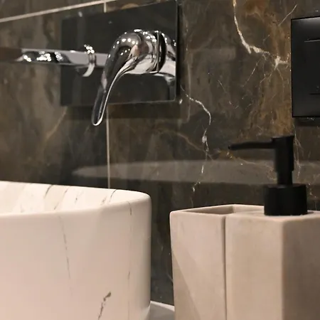 公寓 Stayin 地拉那