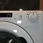 Stayin * 地拉那